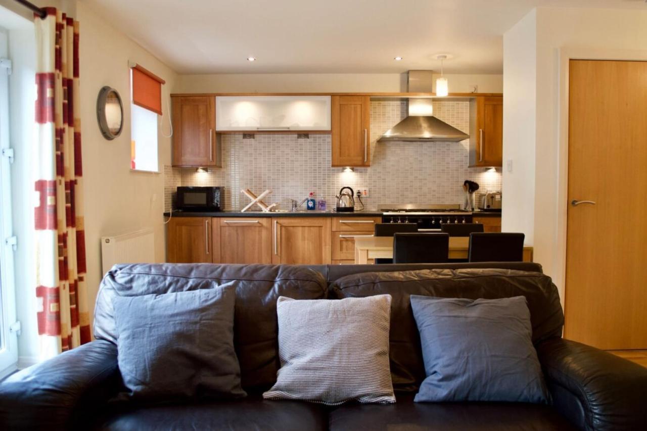 إدنبرة Modern 2 Bedroom City Centre Flat المظهر الخارجي الصورة
