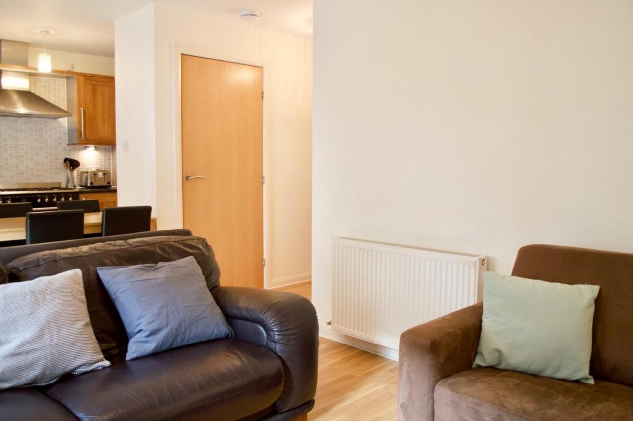 إدنبرة Modern 2 Bedroom City Centre Flat المظهر الخارجي الصورة