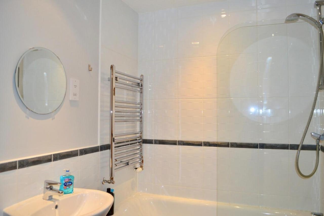 إدنبرة Modern 2 Bedroom City Centre Flat المظهر الخارجي الصورة